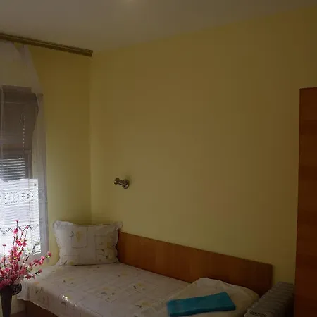 Guest house Bata *